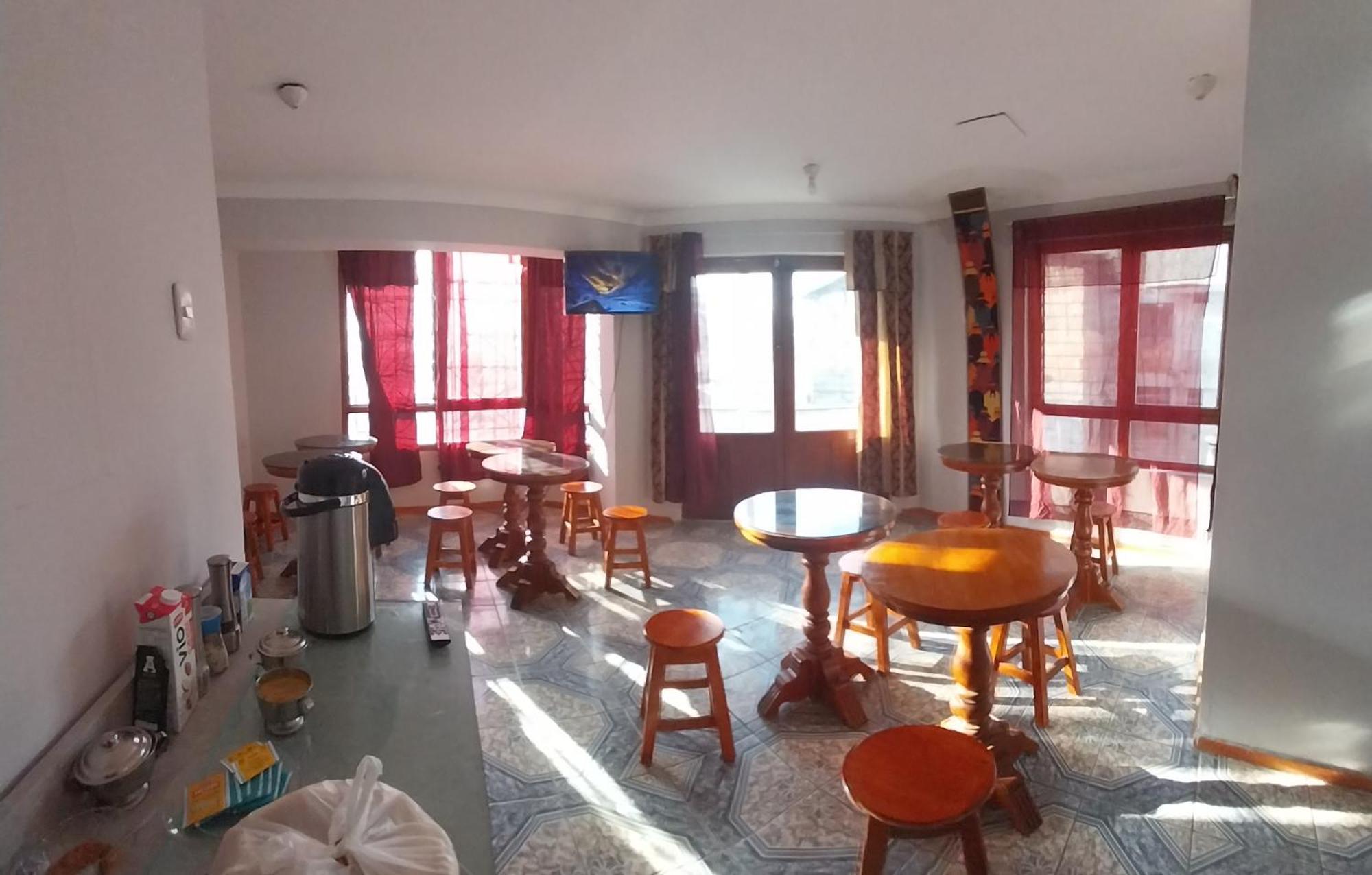 Apu Veronica Hotel Cuzco Buitenkant foto